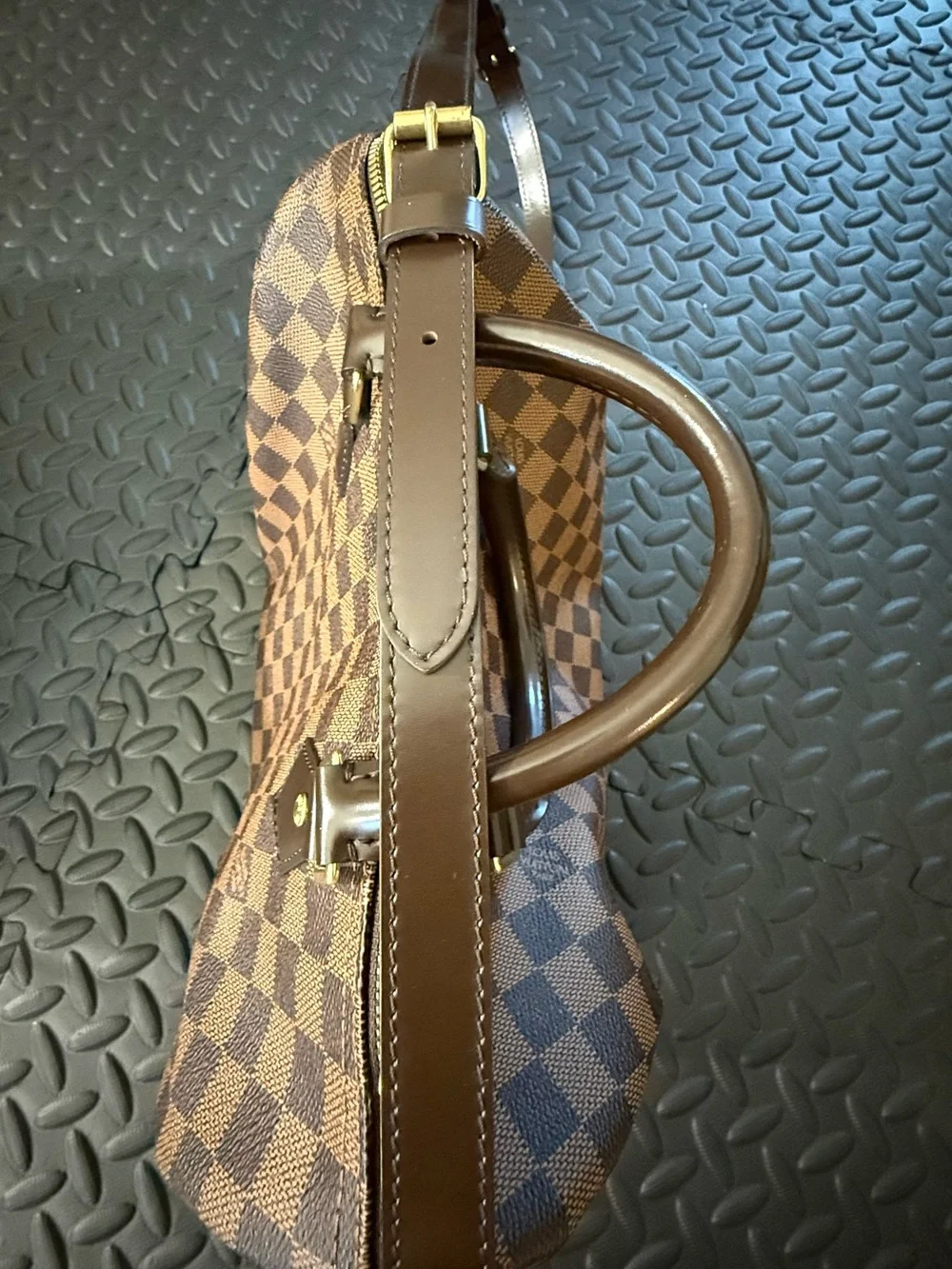 Authentic LV Speedy Bandoulière 30